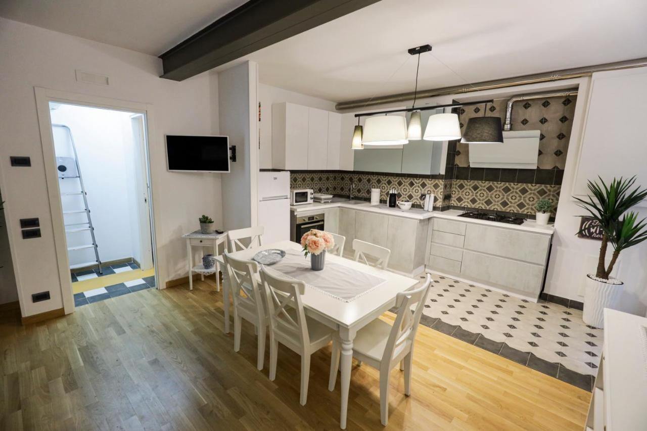 Apartmán Happy House 31 Neapol Exteriér fotografie